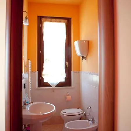 Raffiori Bed and breakfast 2*